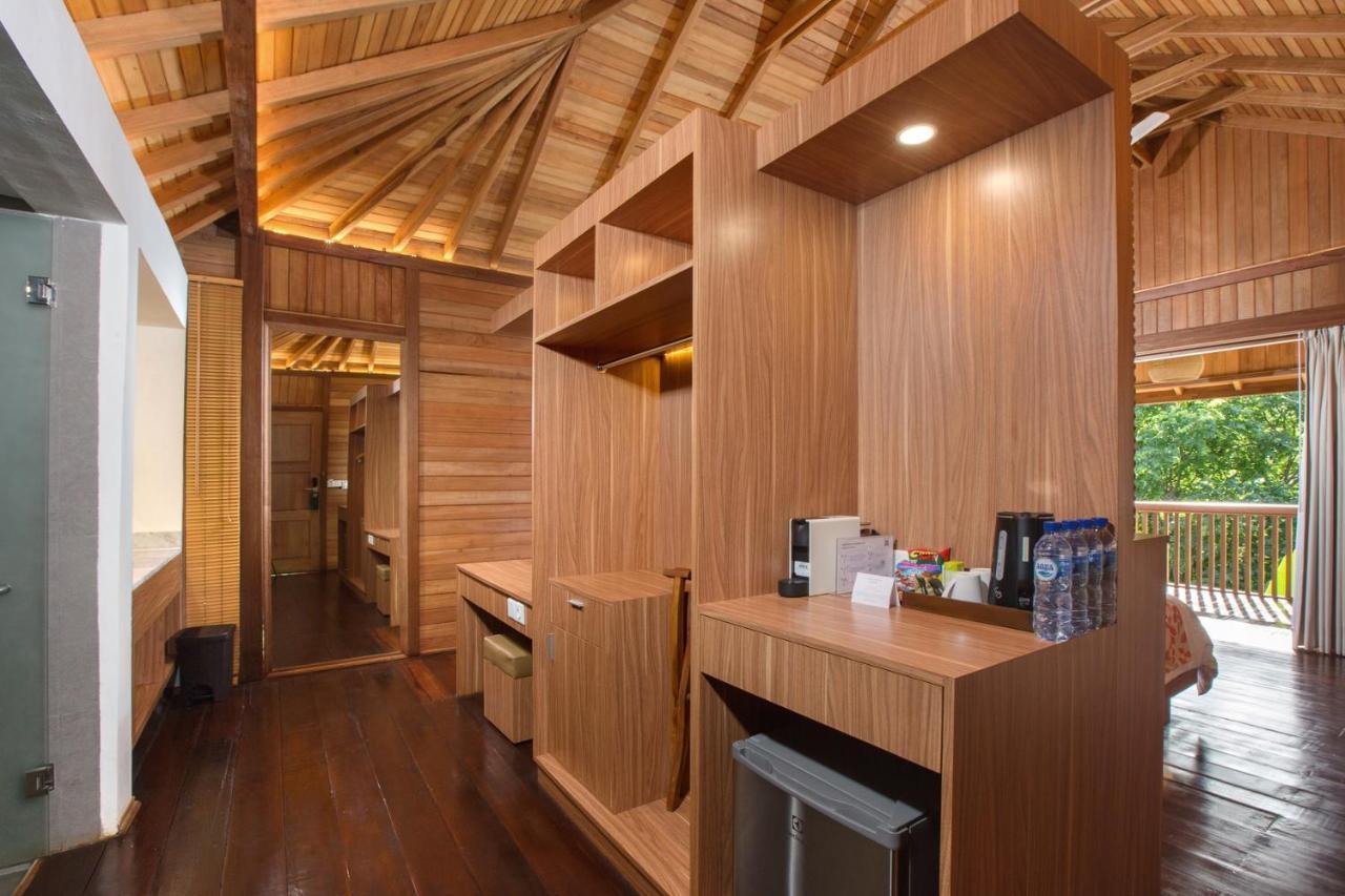 Giriwood Hotel & Villa Munduk Habitación foto