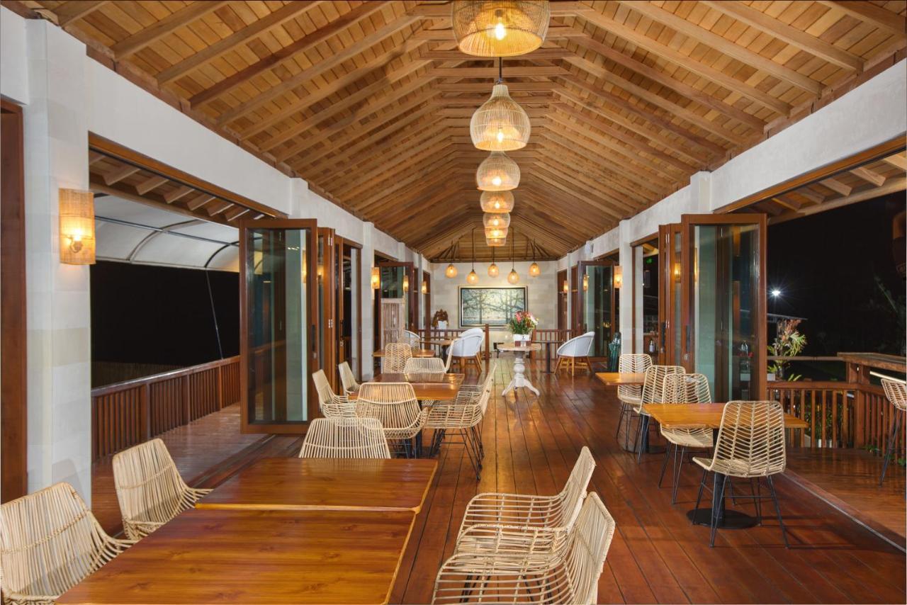 Giriwood Hotel & Villa Munduk Exterior foto
