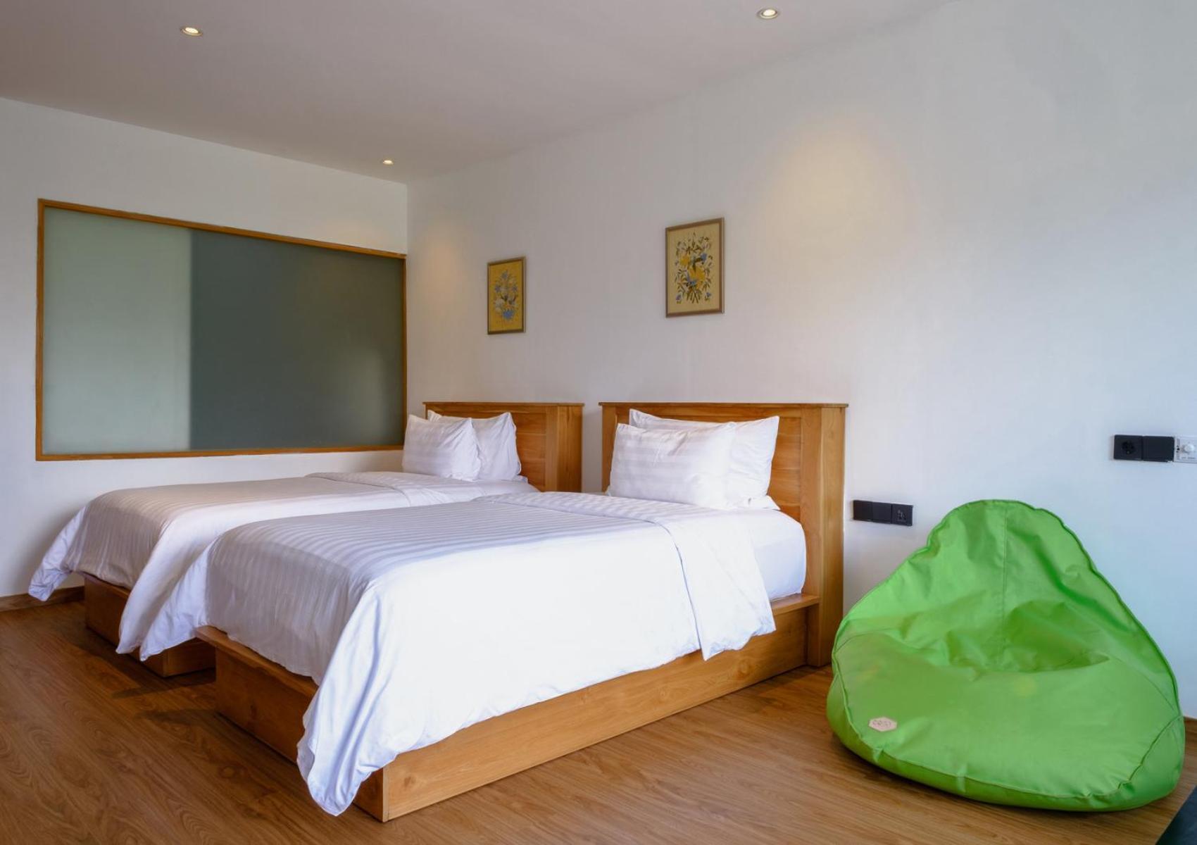 Giriwood Hotel & Villa Munduk Habitación foto